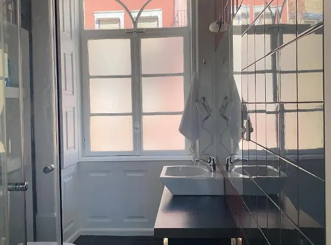 Rua Visconde De Luz 100 * كويمبرا